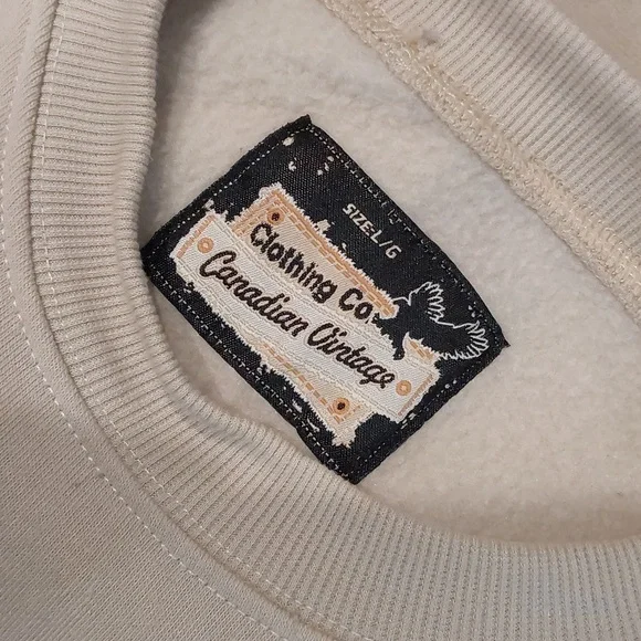 Canadian Vintage Banff National Park in the Canadian Rockies Cozy Sweater Sz L - Picture 4 of 12